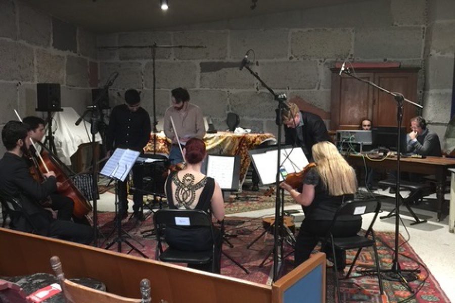 Studio03